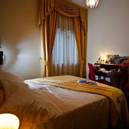 Frühstückspension Porta Di Mare 4*